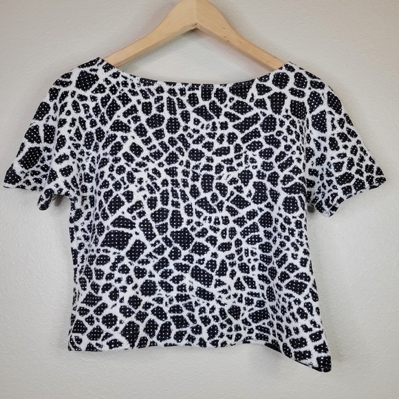 St. John Evening Black Shine Shimmer Pullover Short Sleeve Knit Crop Top Small - Picture 3 of 6